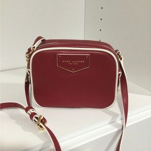 Marc Jacob’s red shoulder bag